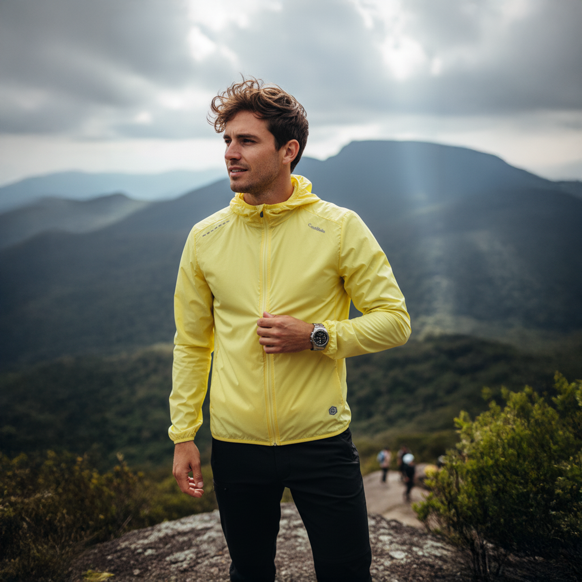 Cordilheira Whisper Men’s Waterproof UV40+ Windbreaker